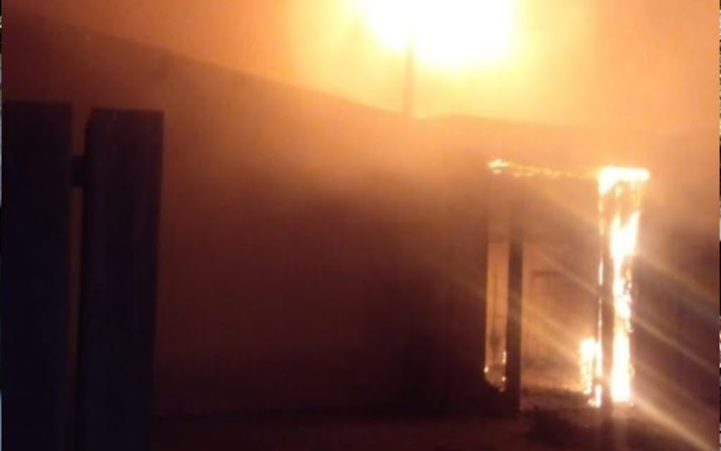 Incendio-en-consultorio-odontologico-fisherton.jpg