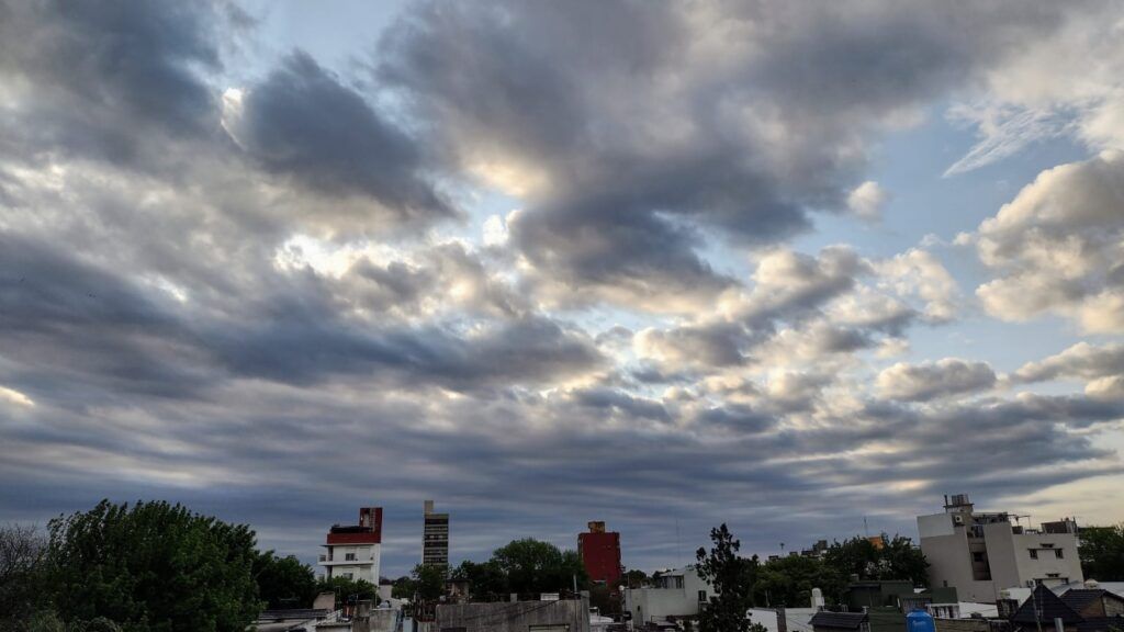 Nublado-sol-calor-lluvia-rosario
