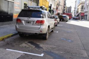 Estacionamiento-paralelo-centro-de-rosario