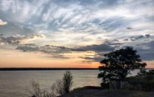 cielo-parcialmente-nublado-en-rosario