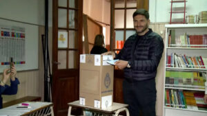elecciones-octubre-2025-voto-pullaro-hughes